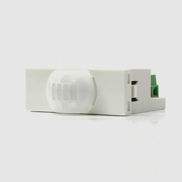 CBR6945.jpg Interruptor con Sensor Infrarrojo a Distancia